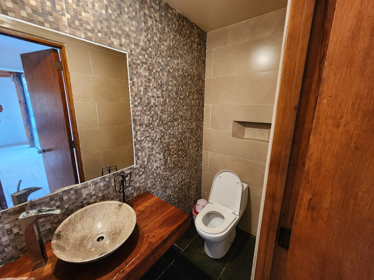 Arriendo Casa 4D 3B 2E Campus Oriente - Providencia