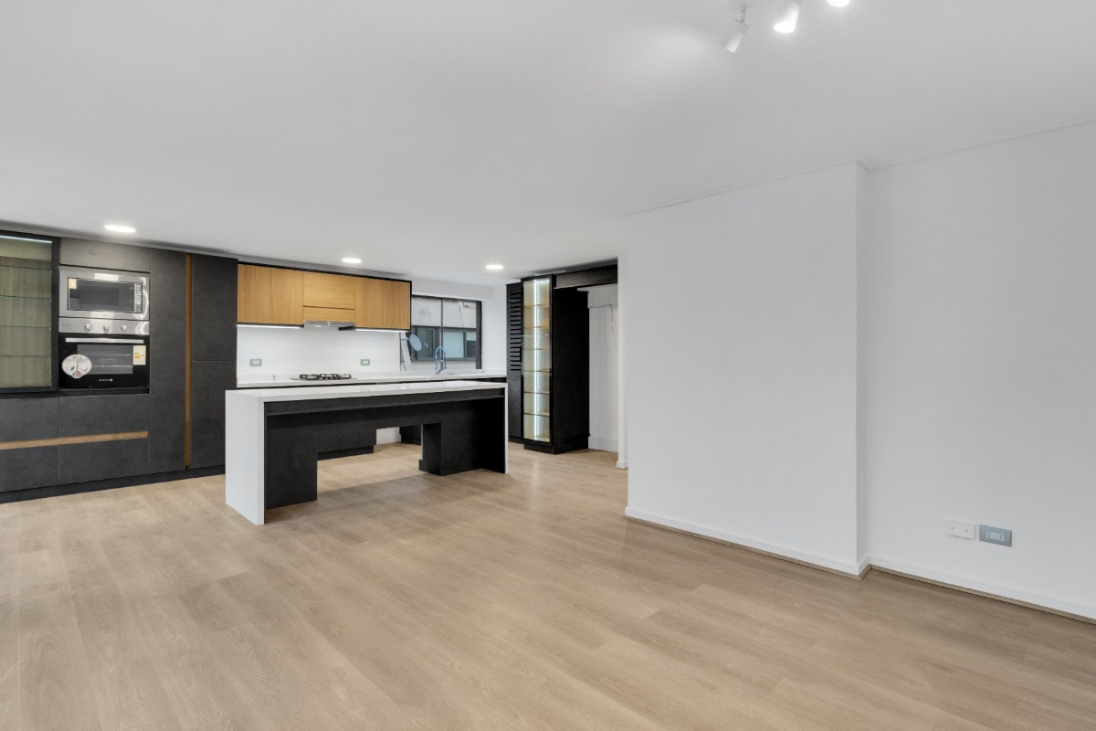 Venta Departamento O 2D en suite Walk-in cl&oacute;set 2B 1E 2B Metro Manquehue - Apumanque - Las Condes