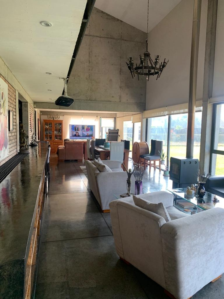 Venta Casa NO 5D en suite Walk-in cl&oacute;set 4B 2E 4B Chicureo - Colina
