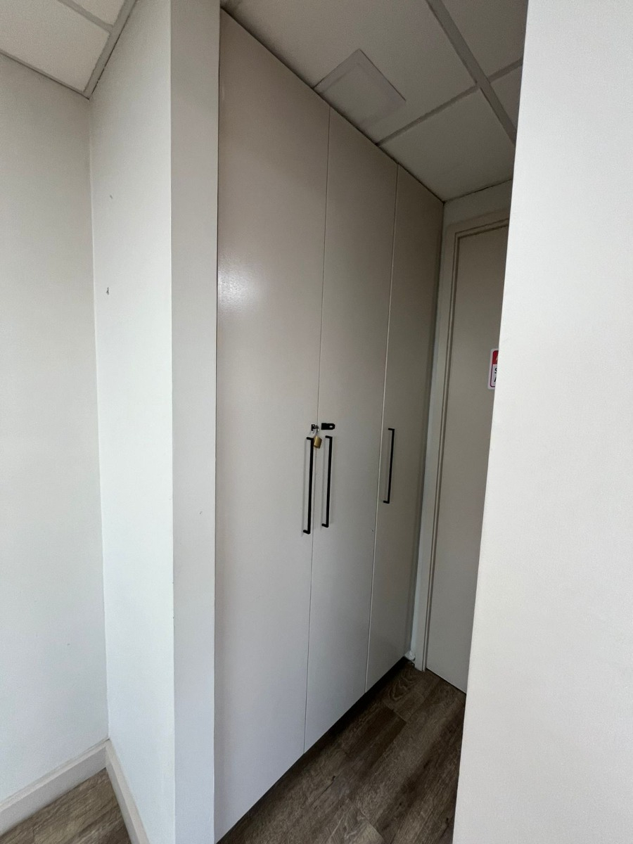 Arriendo Oficina 2B Pedro de Valdivia - Providencia
