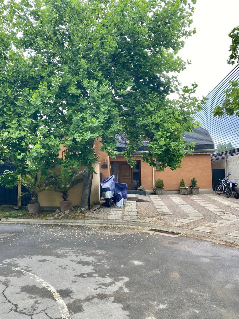 Venta Casa NP 5D en suite Walk-in cl&oacute;set 4B 2E La Dehesa - Lo Barnechea