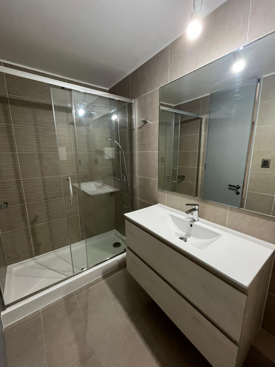 Arriendo Departamento 2D Metro Hernando de Magallanes - Las Condes