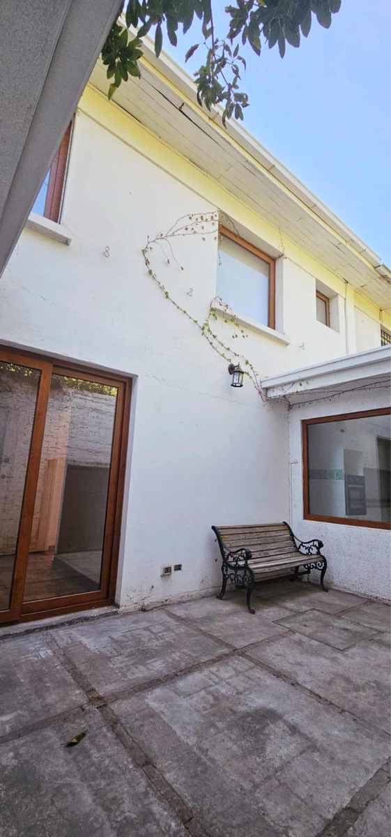 Arriendo Casa 4D 2B 1E 1B Vaticano - Las Condes