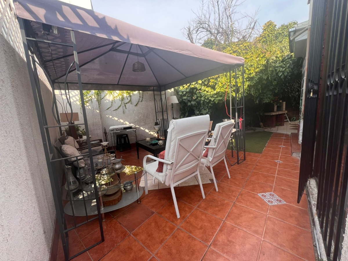 Venta Casa NO 3D 2B 1E 1B Metro Manquehue - Apumanque - Las Condes