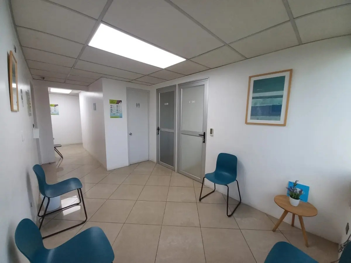 Arriendo Oficina 2B 1E Pedro de Valdivia - Providencia