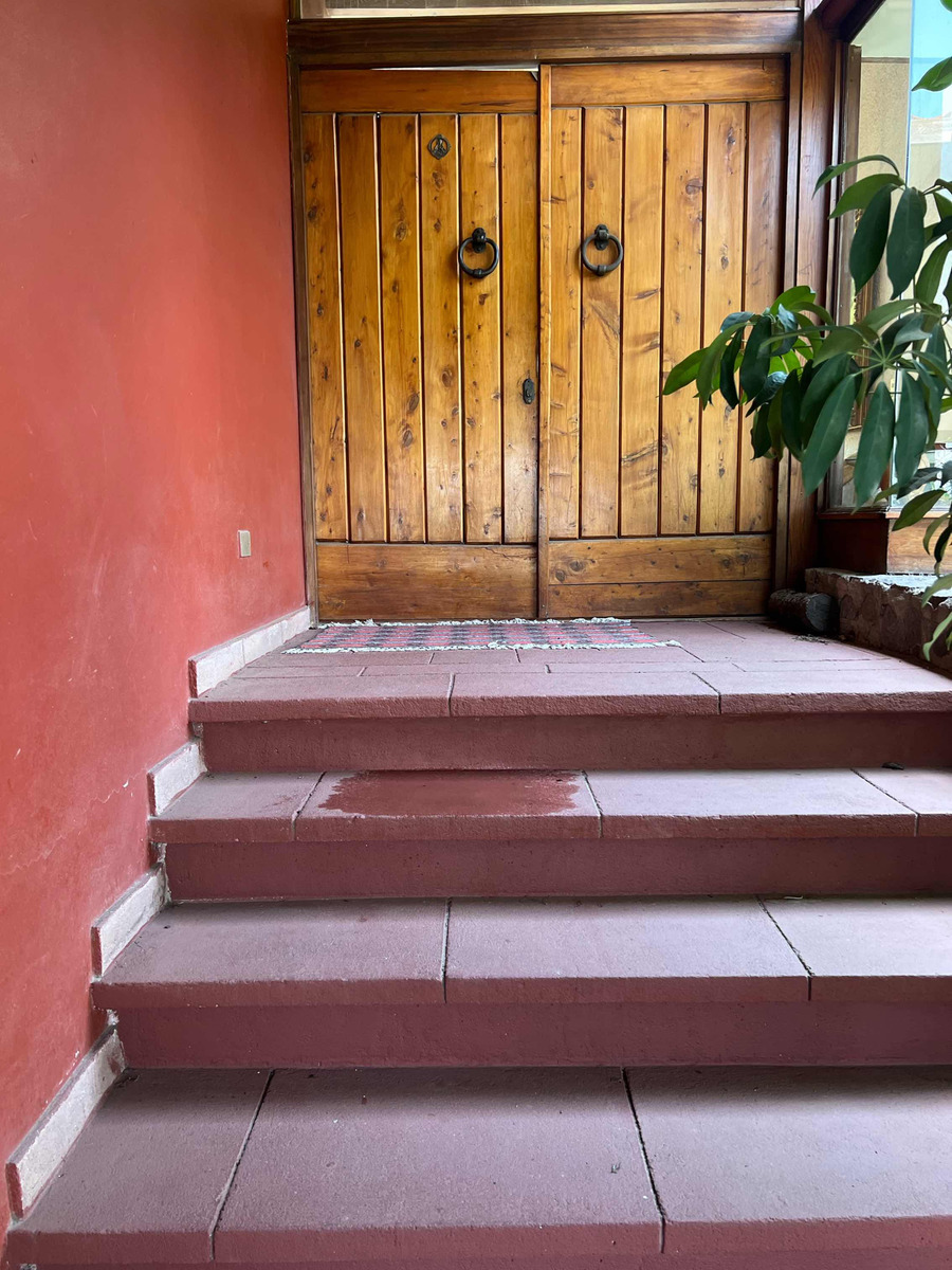 Venta Casa 5D 4B 8E Lo Curro - Vitacura