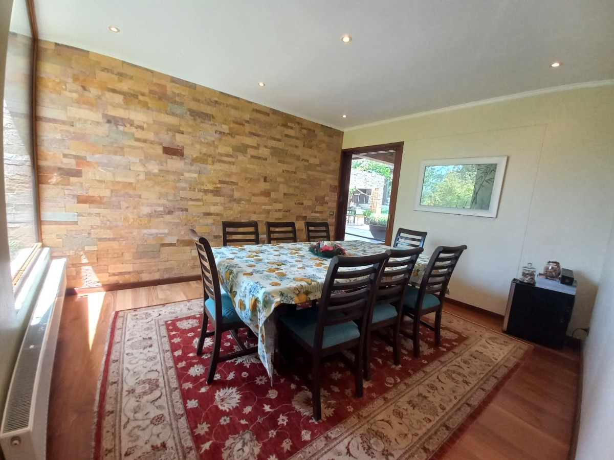 Venta Casa NP 5D en suite Walk-in cl&oacute;set 4B 6E 2B Chicureo - Colina