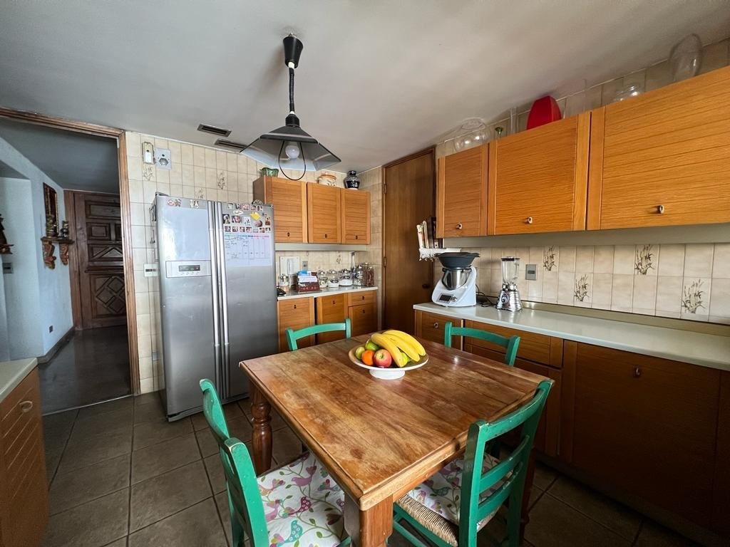 Venta Departamento O 5D en suite 5B 2E 1B Barrio El Golf - Las Condes