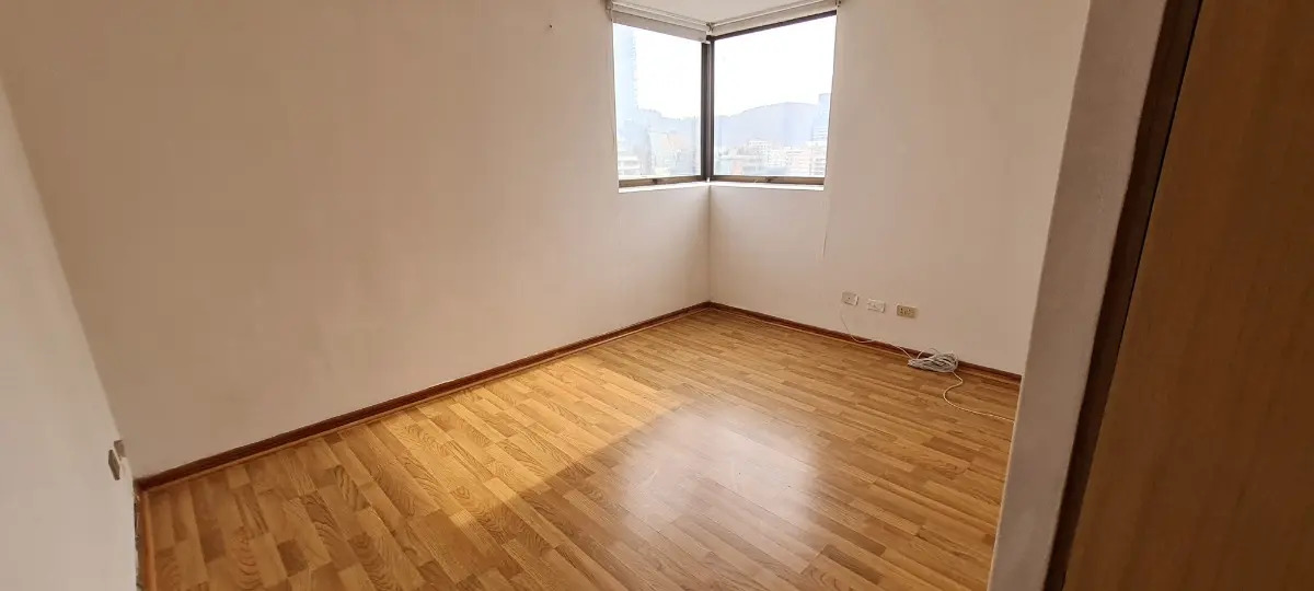 Arriendo Departamento NO 4D en suite 3B 1E 1B Barrio El Golf - Las Condes