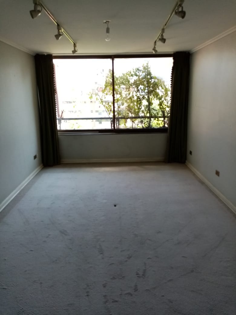 Venta Departamento 2D Barrio El Golf - Las Condes