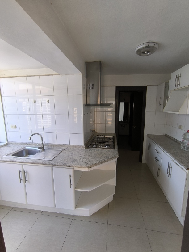 Arriendo Departamento 3D 2B 1E Metro Escuela Militar - Las Condes