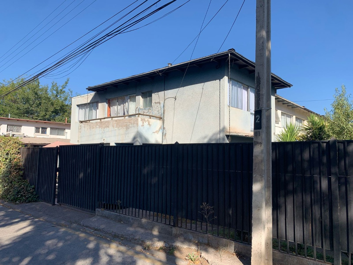 Venta Casa 4D 3B 1E  - Las Condes