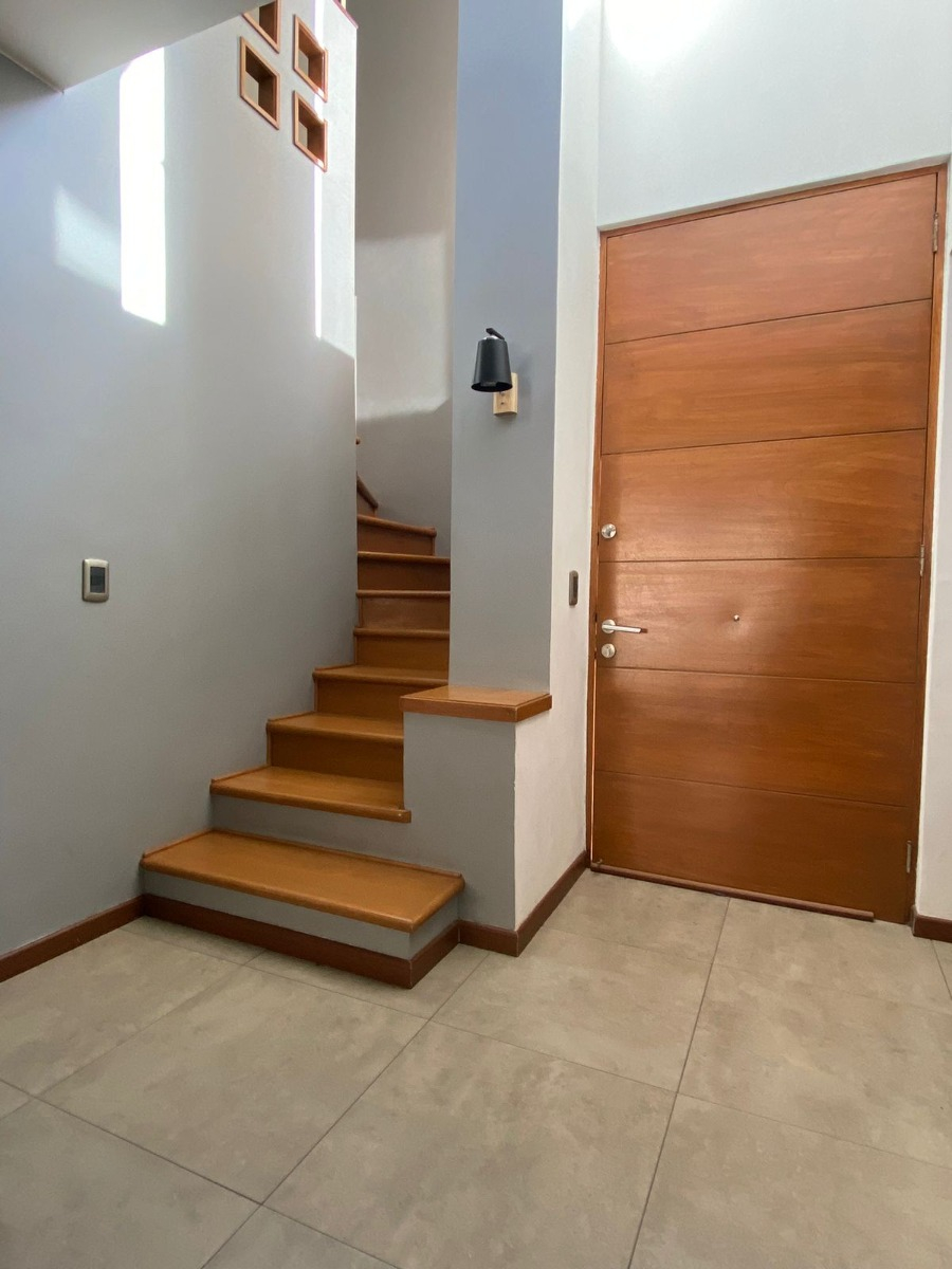 Venta Casa NO 4D 4B 2E 1B Carlos Ossand&oacute;n - La Reina