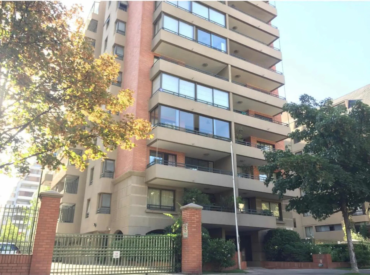Venta Departamento NP 2D 1B 1E 1B Barrio El Golf - Las Condes