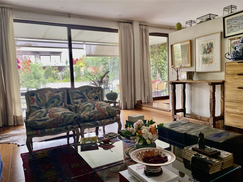 Venta Casa Poniente 4D en suite Walk-in cl&oacute;set 4B La Dehesa - Lo Barnechea