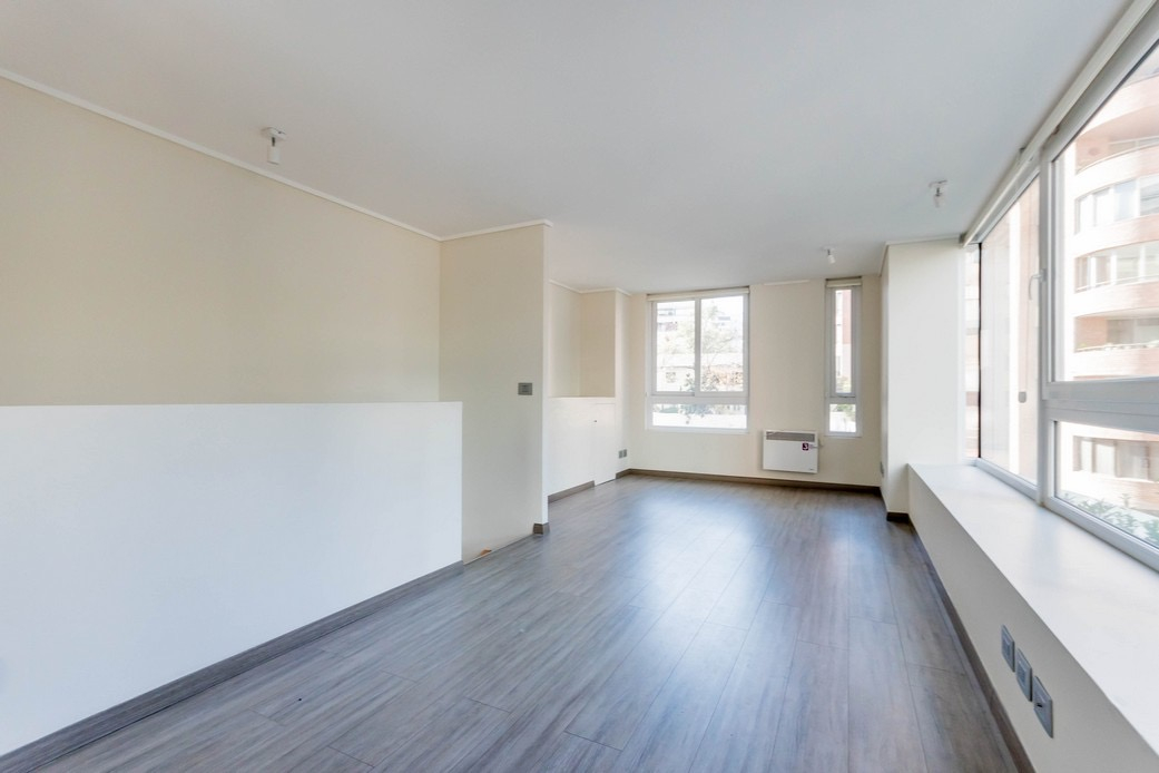 Arriendo Departamento 1D Barrio El Golf - Las Condes