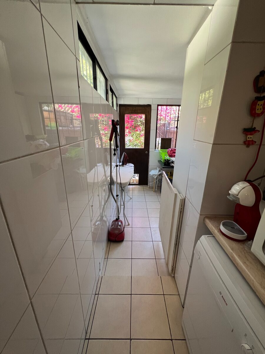 Venta Casa NO 4D en suite Walk-in cl&oacute;set 3B 2E 1B Alto Las Condes - Las Condes