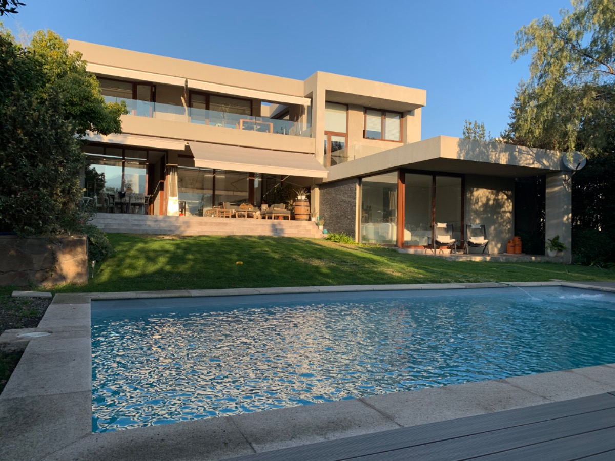 Venta Casa 5D en suite Walk-in cl&oacute;set 5B 3E La Dehesa - Lo Barnechea