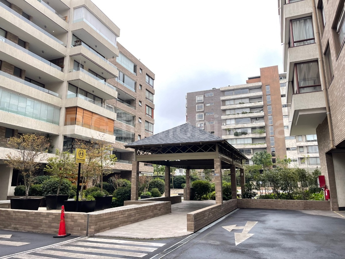 Venta Departamento NO 4D en suite Walk-in cl&oacute;set 3B 2E 3B Los Leones - Providencia