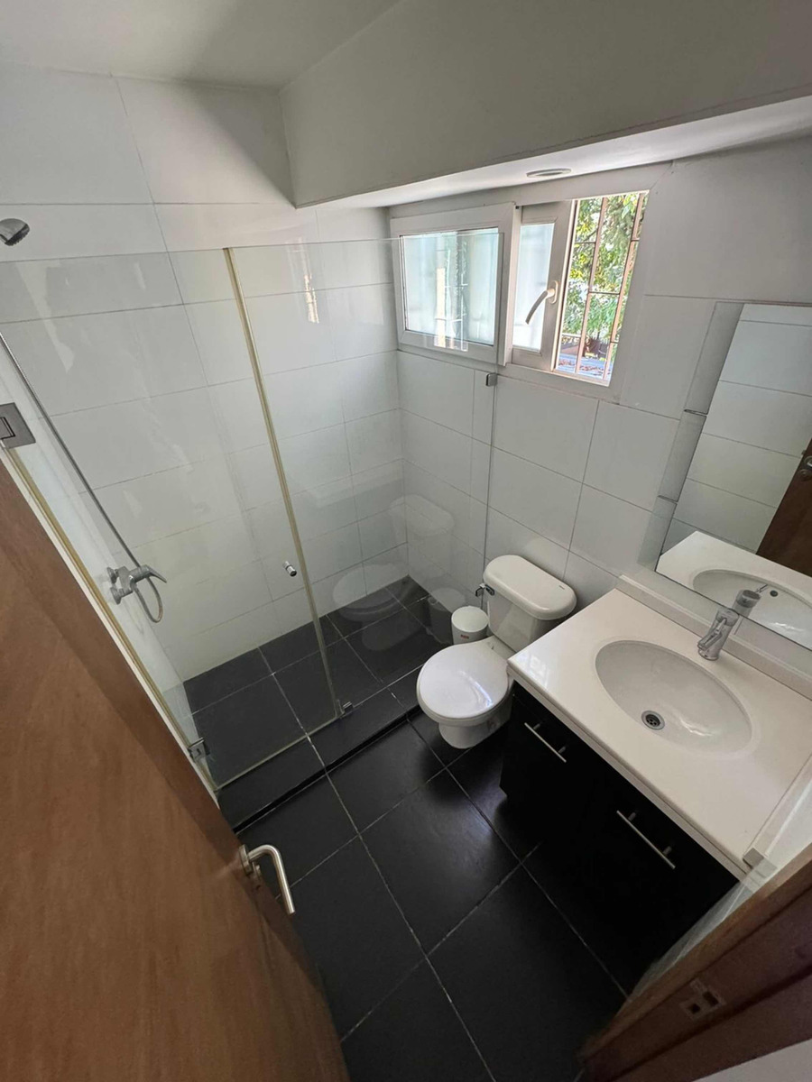 Venta Casa 5D 3B 10E Los Dominicos - Las Condes