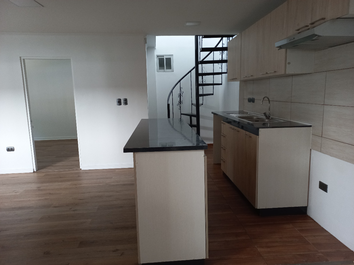 Arriendo Casa 3D 4B 1E Barrio Italia - Providencia