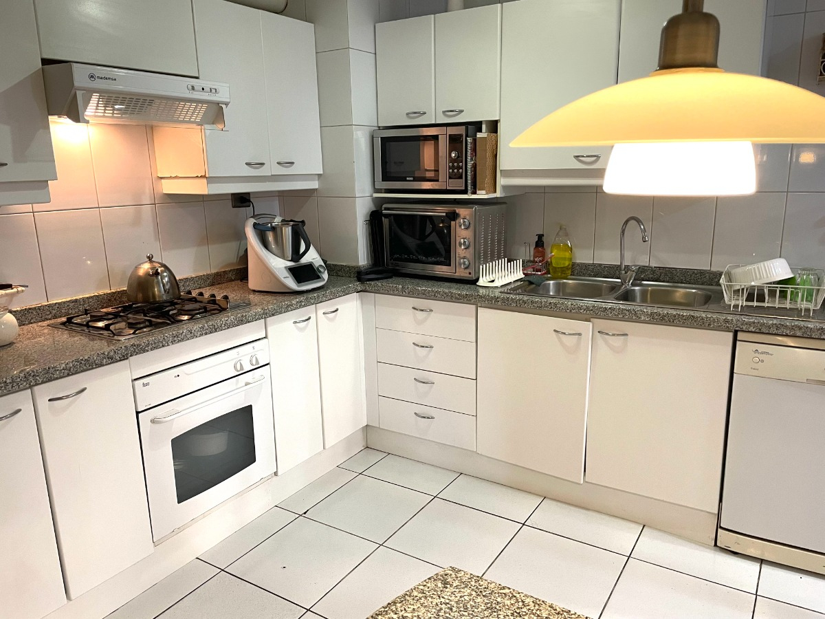 Venta Departamento SO 3D en suite Walk-in cl&oacute;set 2B 1E 1B Mall Sport - Las Condes