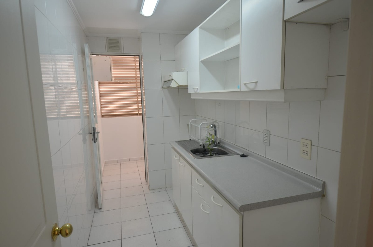 Arriendo Departamento NO 2D 2B 1E 1Bd Barrio El Golf - Las Condes