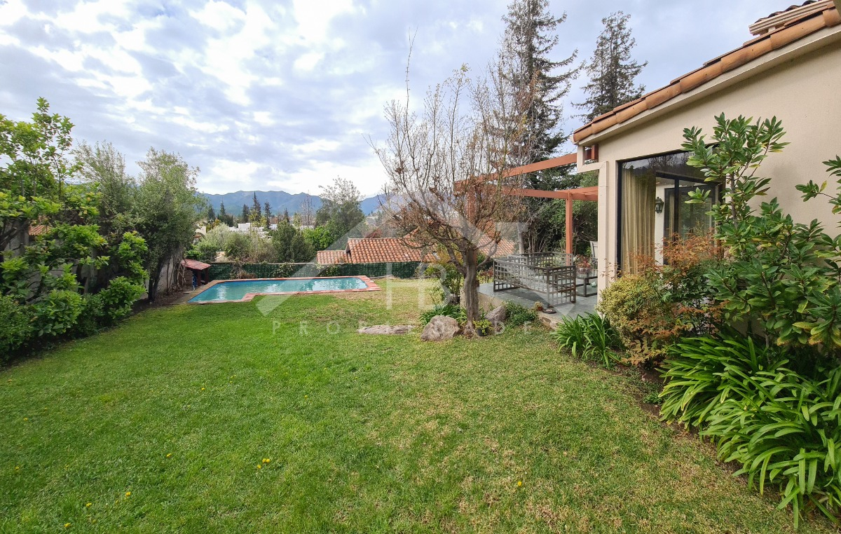 Venta Casa NO 5D en suite Walk-in cl&oacute;set 5B 3E 1B Los Trapenses - Lo Barnechea