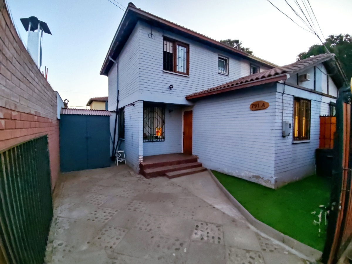 Arriendo Casa 3D Francisco de Villagra - La Reina
