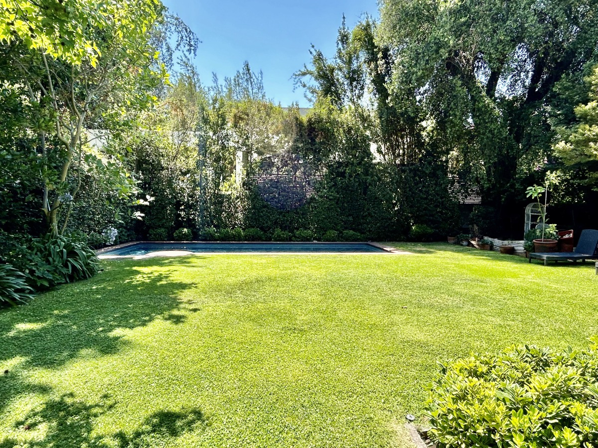 Venta Casa NO 5D en suite Walk-in cl&oacute;set 4B 4E 1B Los Trapenses - Lo Barnechea