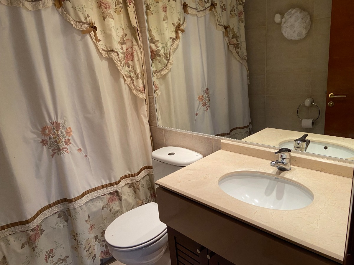 Venta Departamento SO 4D Walk-in cl&oacute;set 4B 2E 1B Barrio El Golf - Las Condes