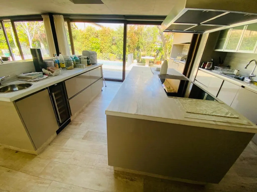 Venta Casa NP 4D en suite Walk-in cl&oacute;set 4B 6E 1B Estadio Croata - Vitacura