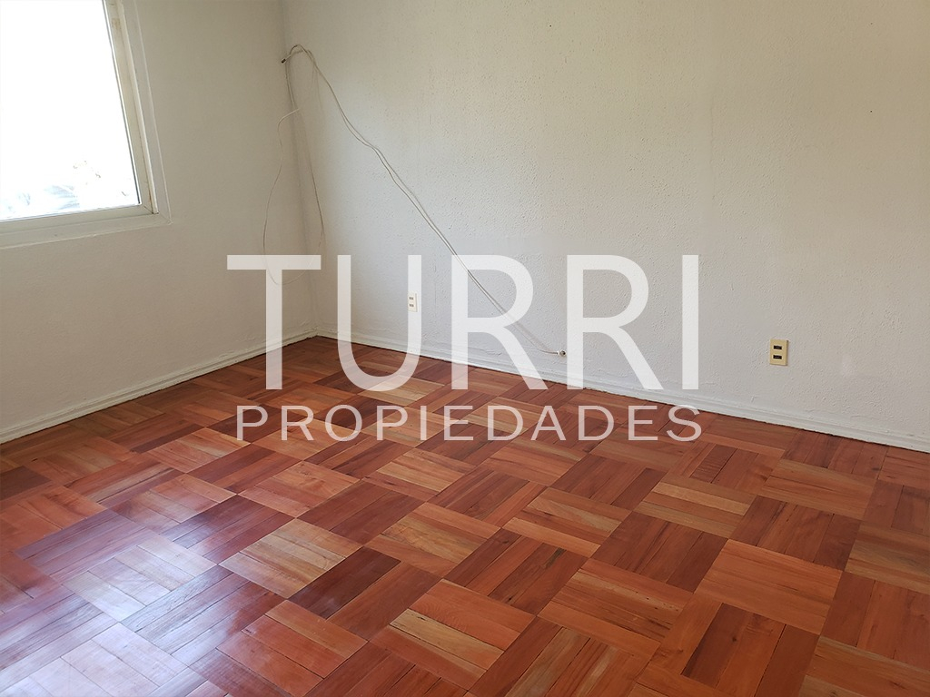 Arriendo Casa O 4D 3B 2E Metro Escuela Militar - Las Condes