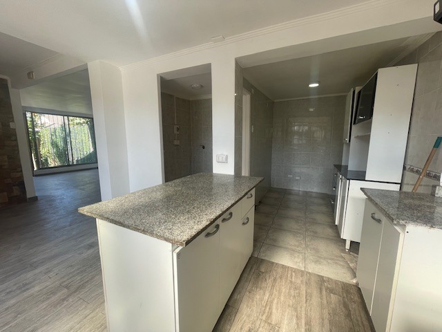 Venta Casa NO 3D 2B 2E Rotonda Atenas - Las Condes