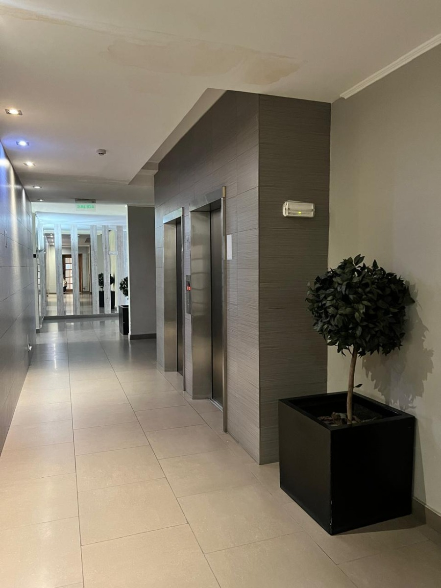 Venta Departamento P 2D en suite Walk-in cl&oacute;set 2B 1E 1B Pedro de Valdivia - Providencia