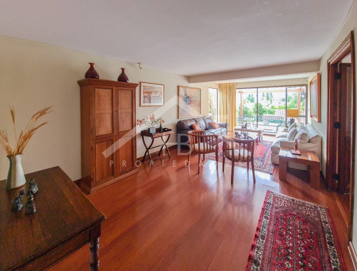 Venta Casa NO 5D en suite Walk-in cl&oacute;set 5B 3E 1B Los Trapenses - Lo Barnechea