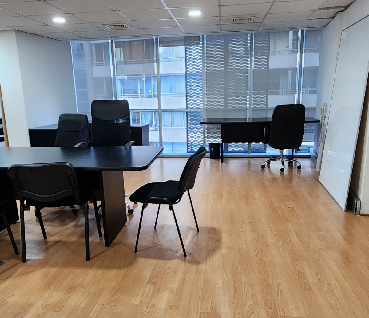 Arriendo Oficina NO 2B 1E 1B Pedro de Valdivia - Providencia
