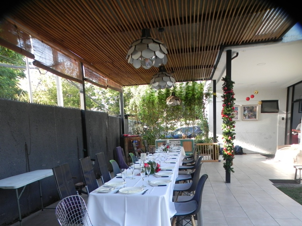 Arriendo Casa P 4D en suite Walk-in cl&oacute;set 3B 2E 1B Rotonda Atenas - Las Condes