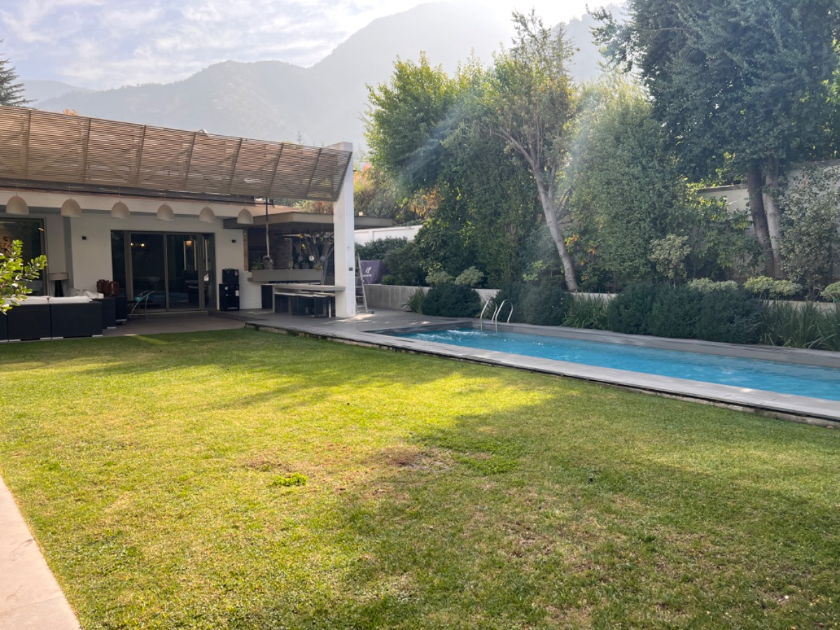 Venta Casa NO 5D 4B 4E 1B Santa Mar&iacute;a de Manquehue - Vitacura