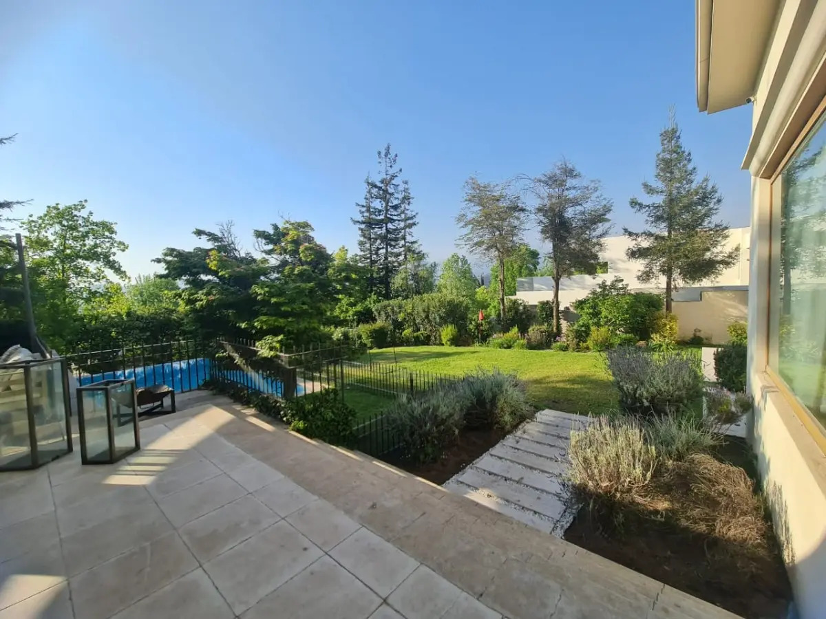 Venta Casa N 5D en suite Walk-in cl&oacute;set 5B 3E 2B San Carlos de Apoquindo - Las Condes