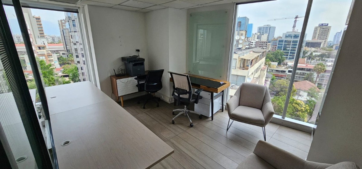 Arriendo Oficina 2B 3E 1B Pedro de Valdivia - Providencia
