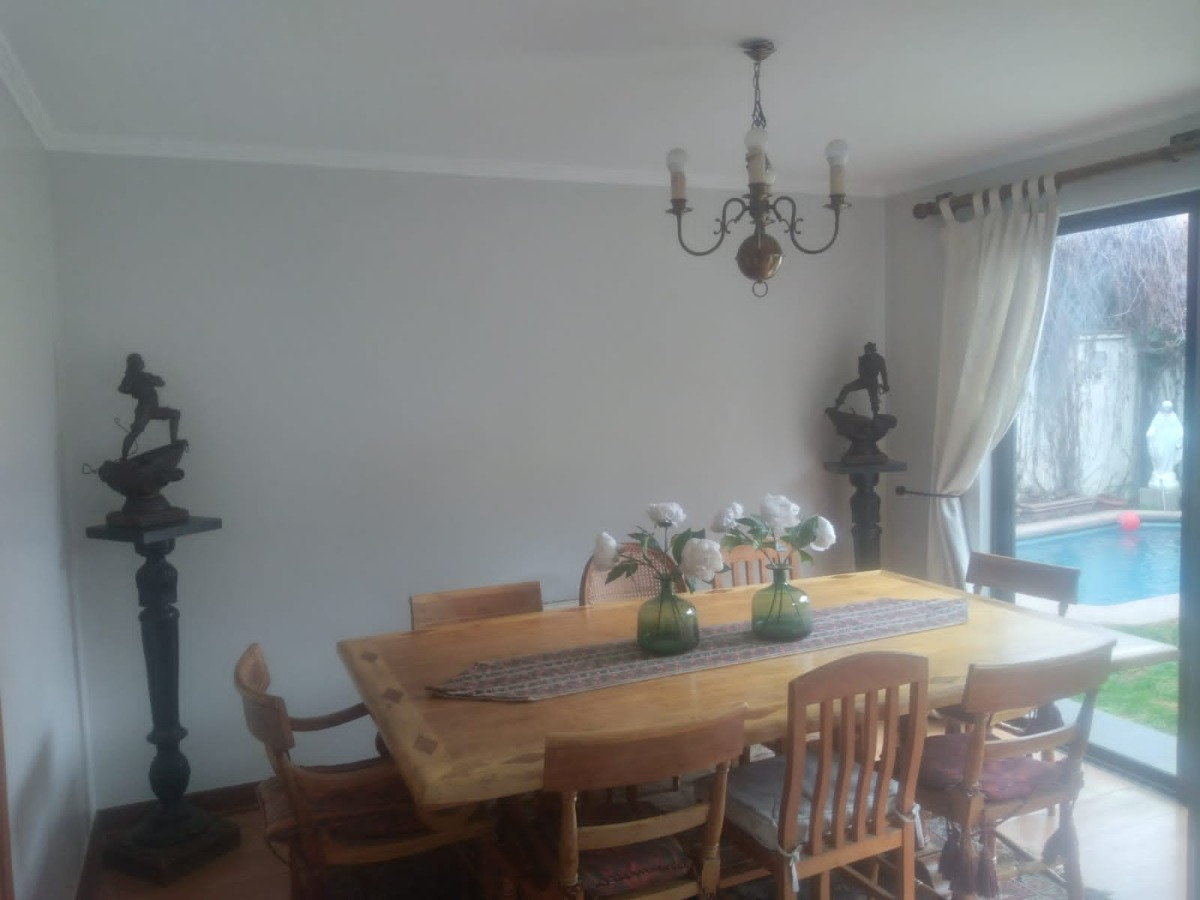 Venta Casa NP 5D en suite Walk-in cl&oacute;set 4B 2E La Dehesa - Lo Barnechea