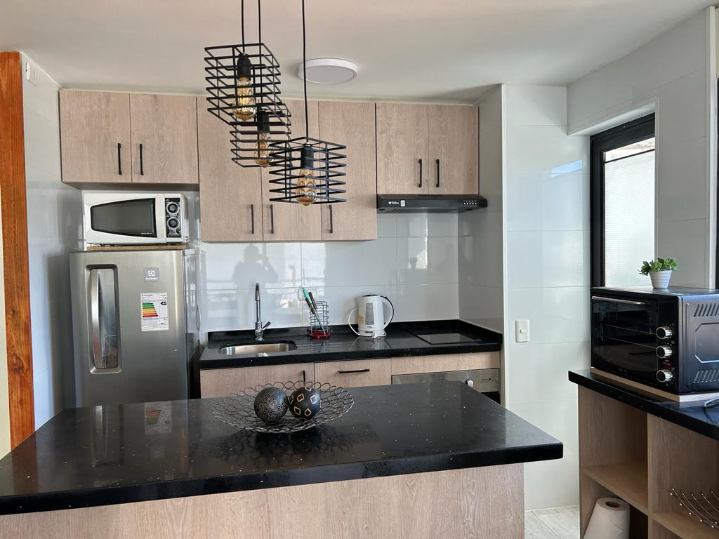 Arriendo Departamento SO 1D en suite 1B 1B Barrio El Golf - Las Condes