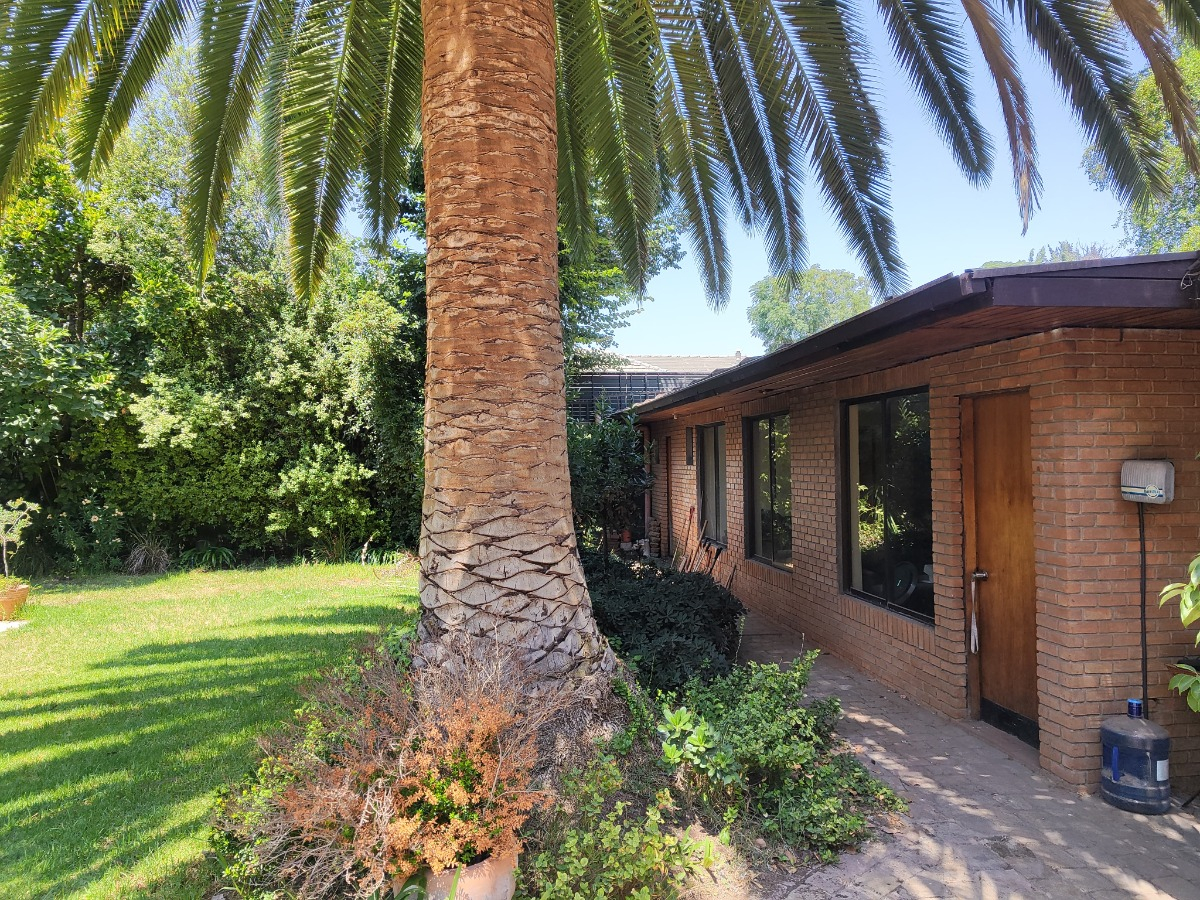 Venta Casa 5D Borde R&iacute;o - Casa Piedra - Vitacura