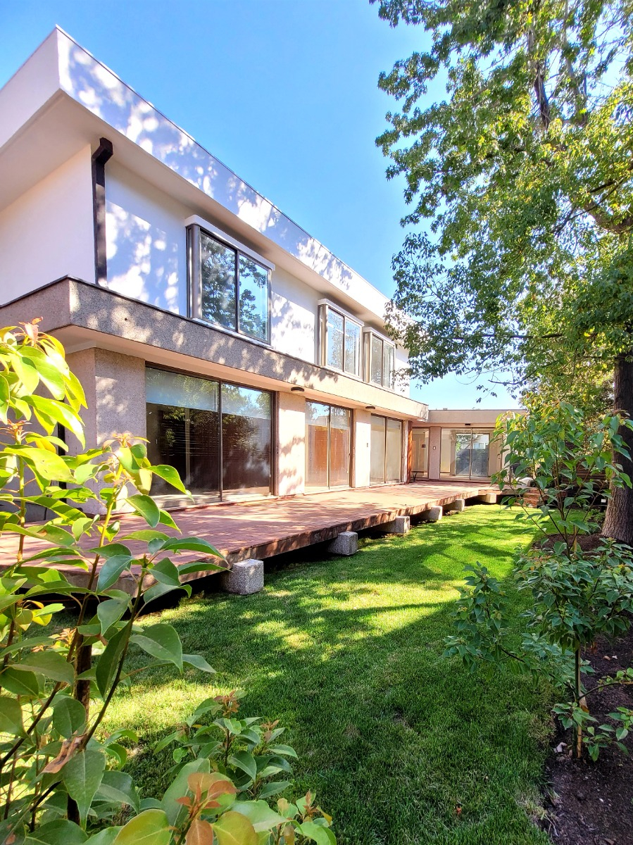 Venta Casa NP 7D 4B 5E 1B Estadio Manquehue - Vitacura