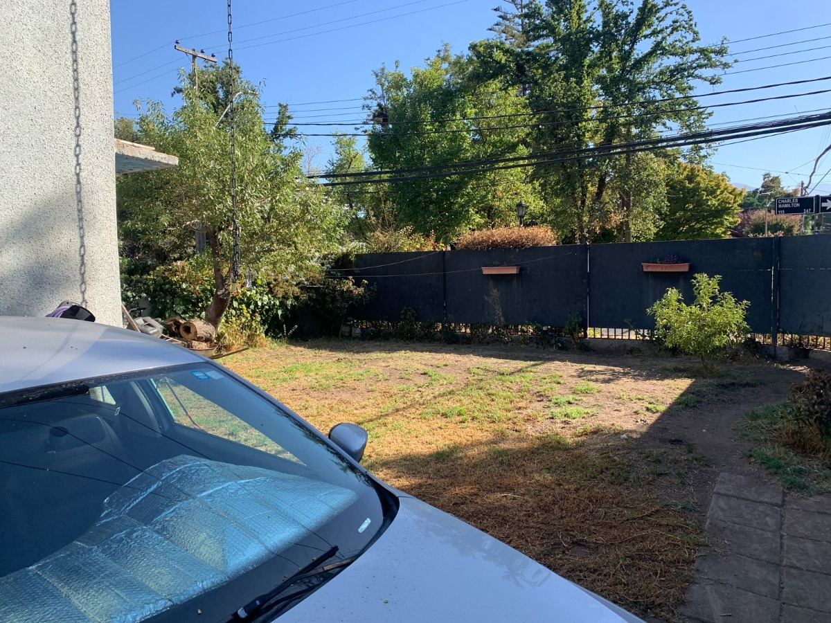 Venta Casa 4D 3B 1E  - Las Condes