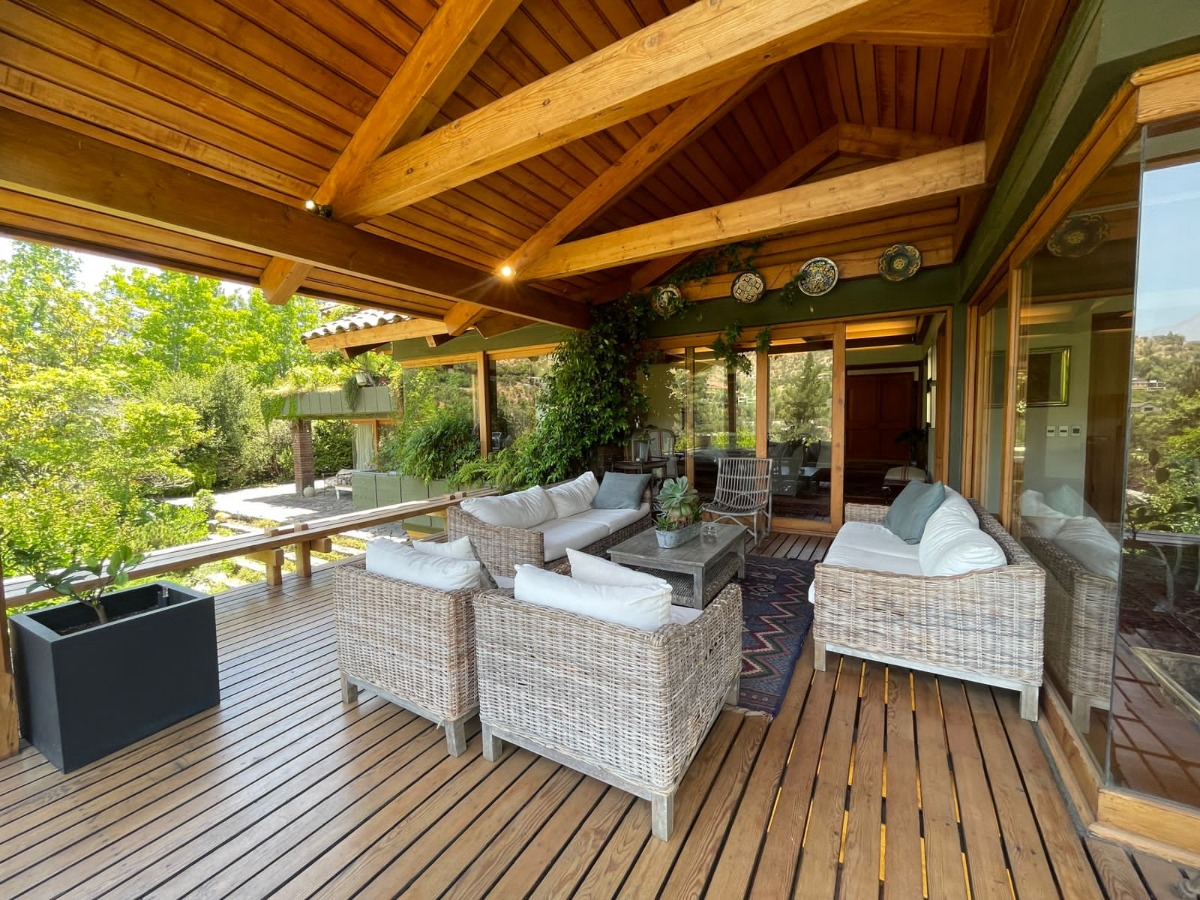 Venta Casa 7D en suite Walk-in cl&oacute;set 4B 6E 2B La Dehesa - Lo Barnechea