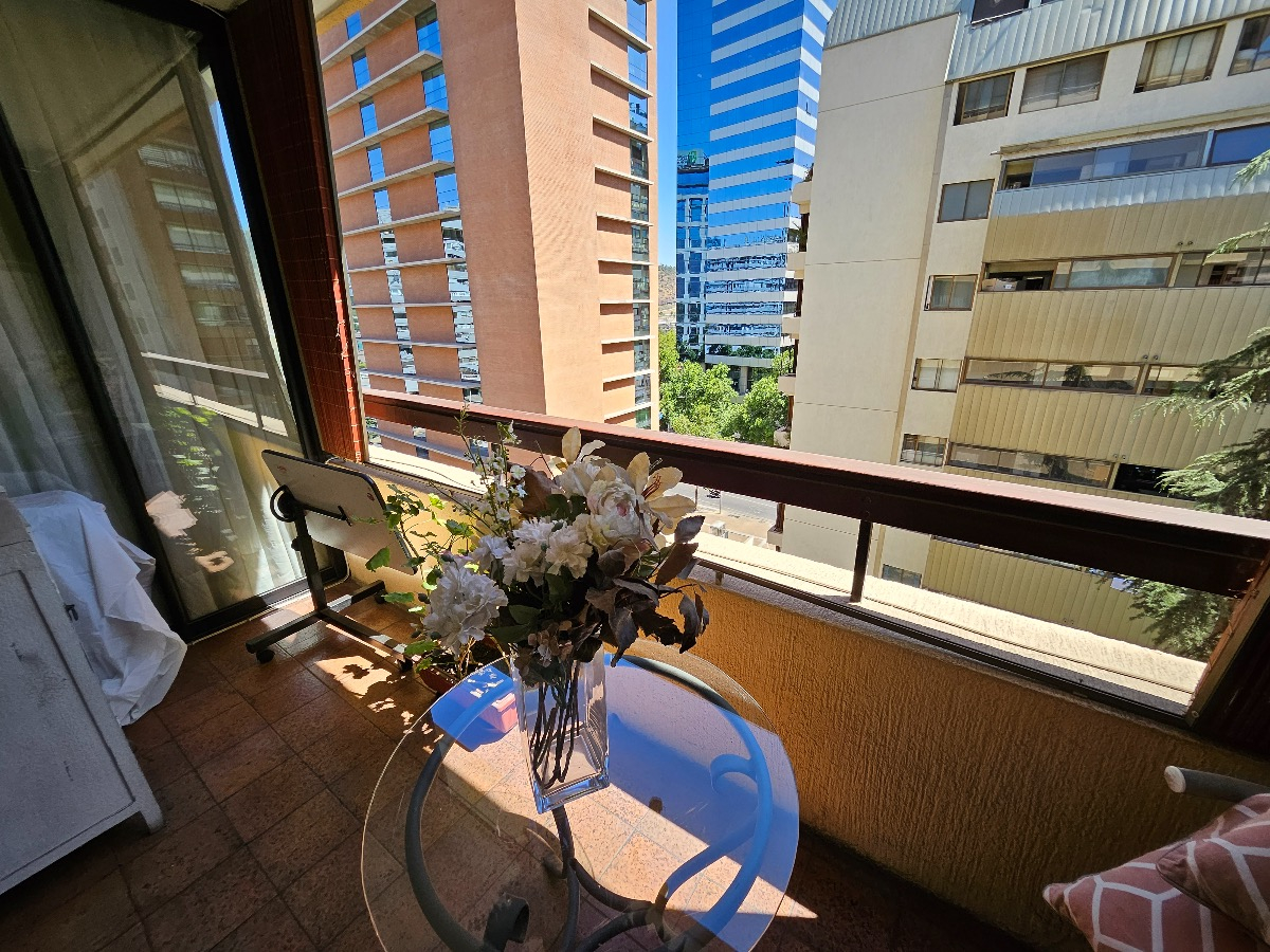 Venta Departamento O 4D en suite Walk-in cl&oacute;set 3B 2E Centro Financiero - Las Condes