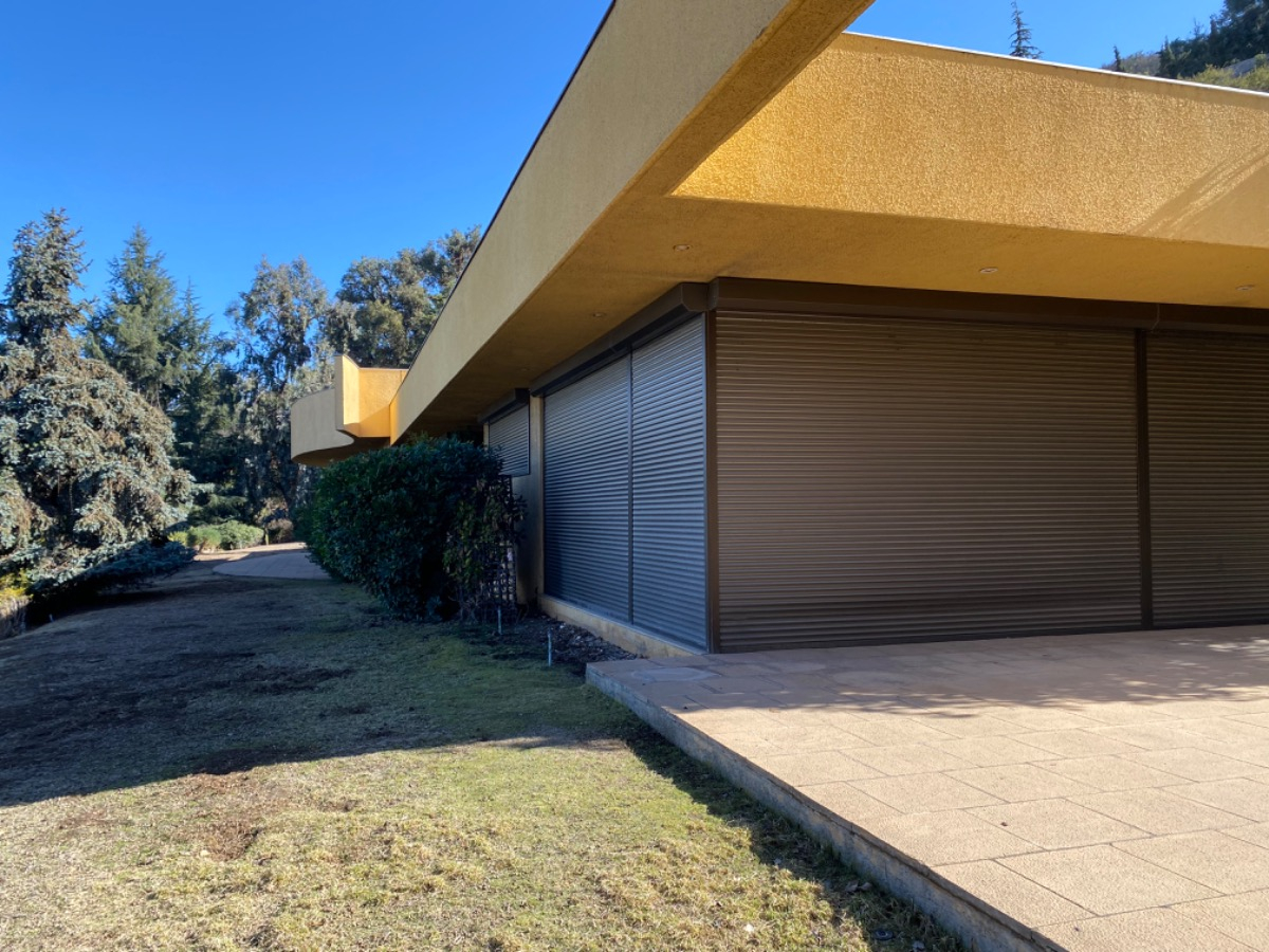 Venta Casa NO 3D 3B 10E 1B Lo Curro - Vitacura