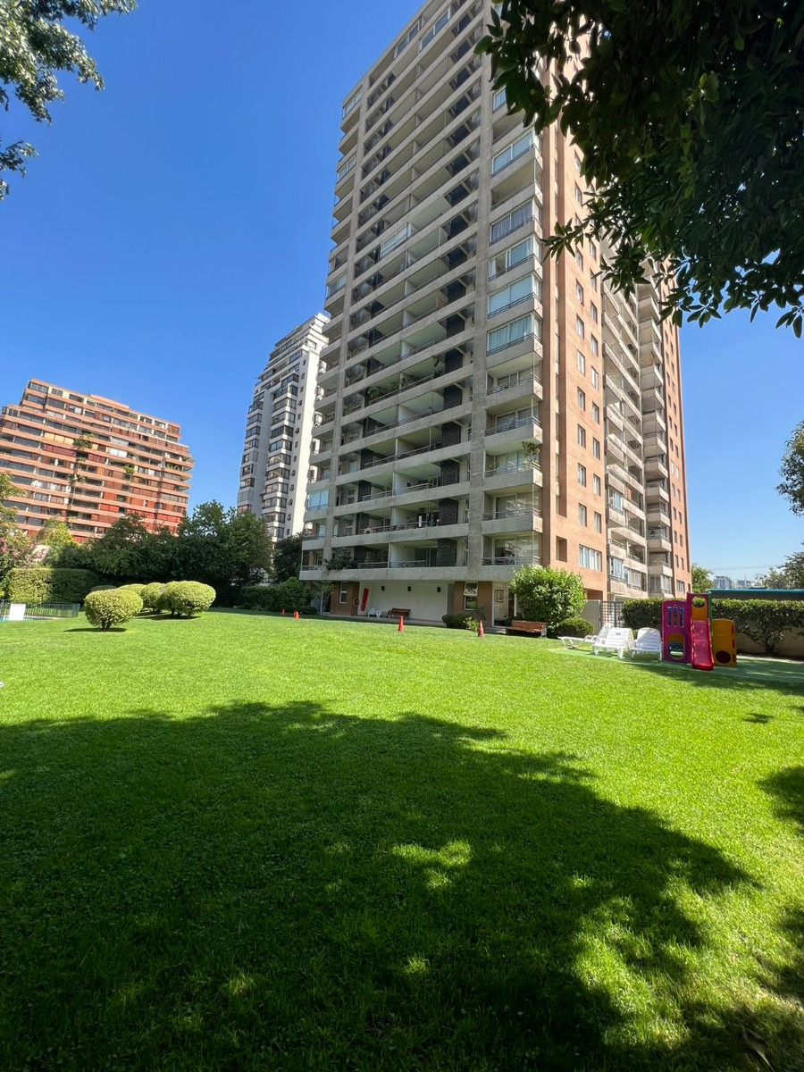 Arriendo Departamento N 2D en suite 2B 1E 1B Vaticano - Las Condes